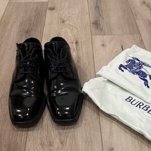 Burberry Black Patent Leather Lace-Up Oxfords